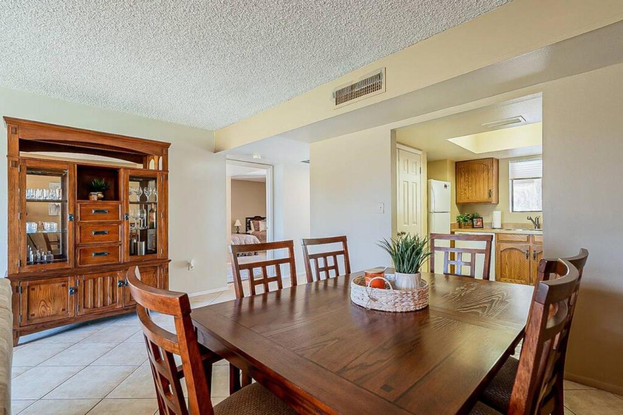 Cozy 2 Bedroom Condo With Golf Course Views Mesa Bagian luar foto