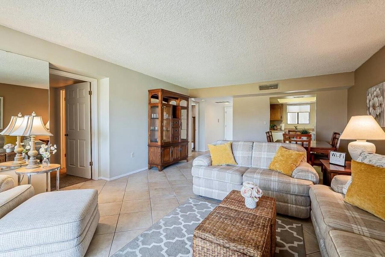 Cozy 2 Bedroom Condo With Golf Course Views Mesa Bagian luar foto