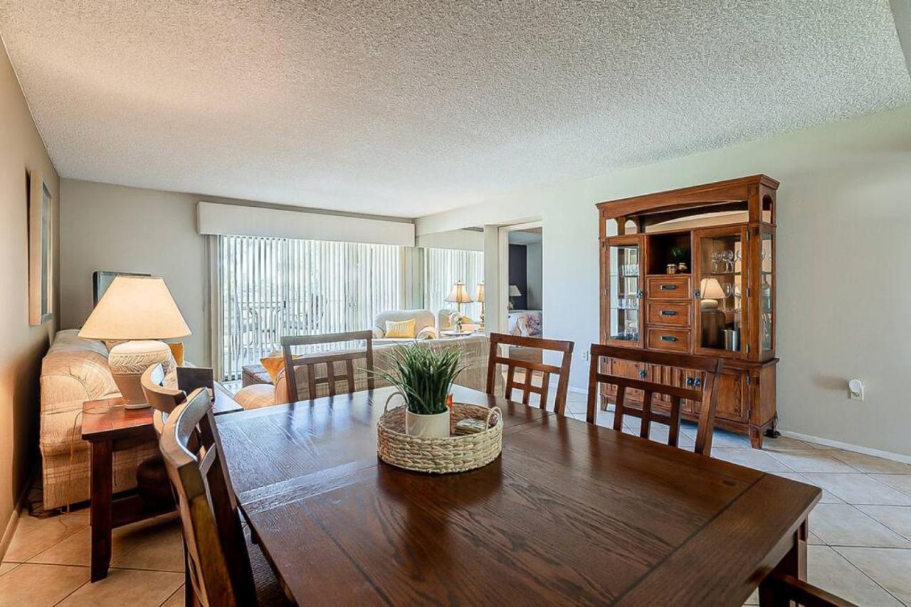 Cozy 2 Bedroom Condo With Golf Course Views Mesa Bagian luar foto